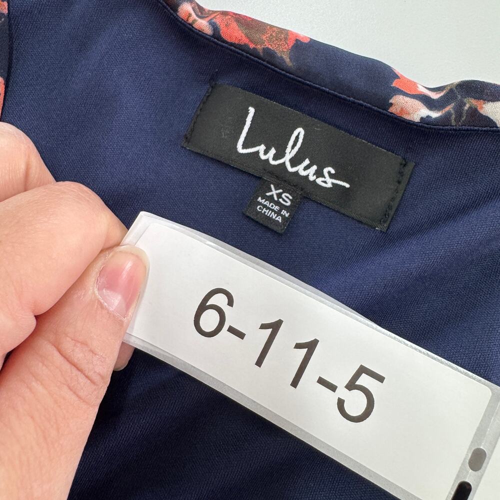 Lulus Dress Womens X Small Shifting Dears Navy Blue Floral Print Mini - Picture 6 of 12